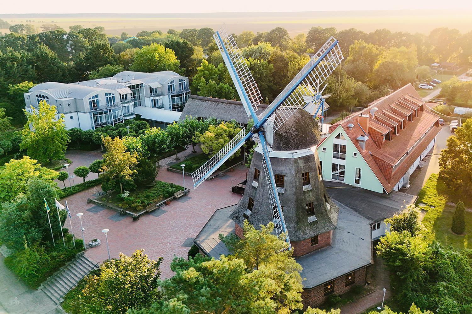 Landhotel Lewitz Mühle Banzkow Exterior foto